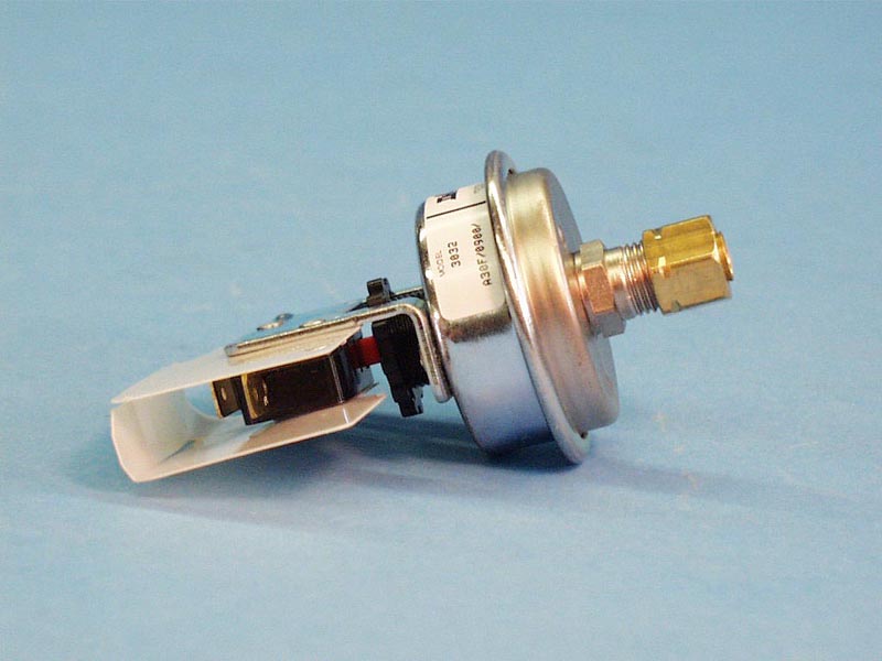 3032 - Pressure Switch,TECMAR,3032,SPNO,1Amp,1-5Psi,1/4 Inch Cmp Ftg - 3032