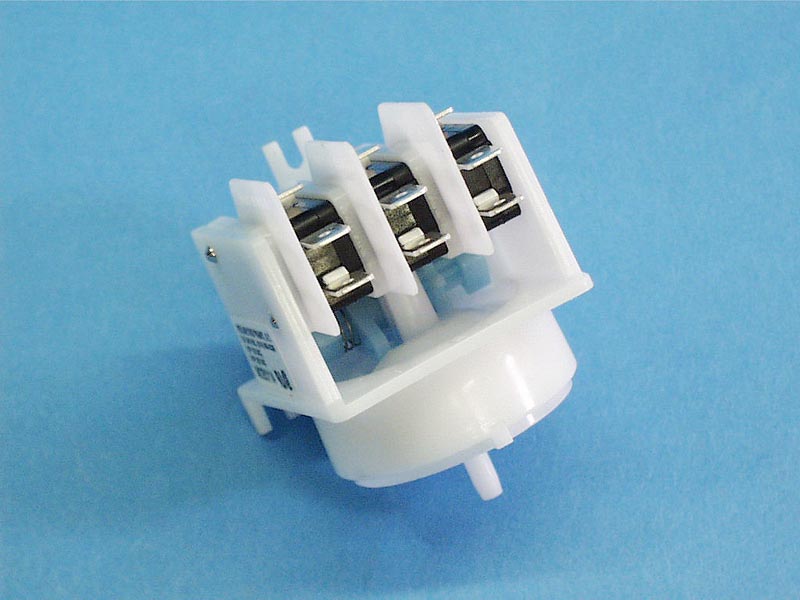 MCB311A - Air Switch,Sequencing,PRESAIR,Blue Cam,4 Func,21Amp,Ctr - MCB311A