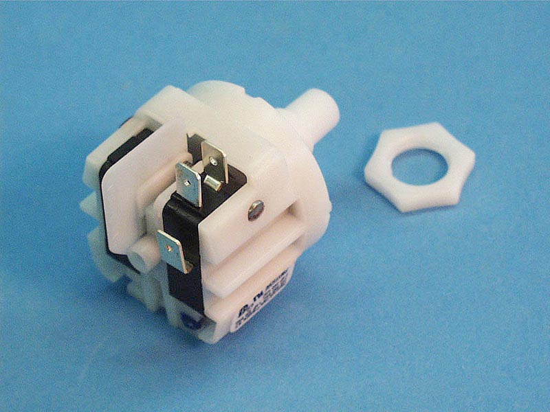 PM11120E - Pressure Switch,PRESAIR,SPDT,21Amp,1-5Psi,1/8 Inch NPT - PM11120E