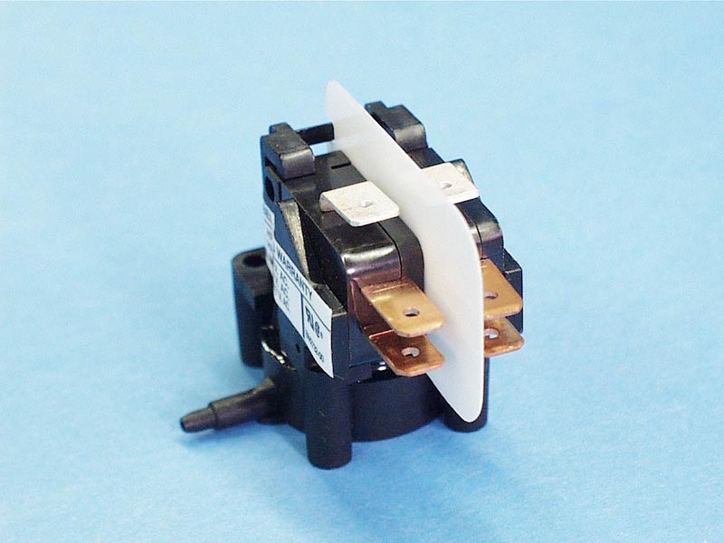 TBS-417 - Air Switch,Latching,TECMAR,TBS417,DPDT,20Amp,Side Spout - TBS-417