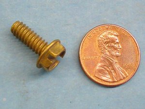 982151 - Pump Screw,10-24x1/2,Power Glas A/P - 982151