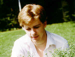 james1.JPG (18671 bytes)