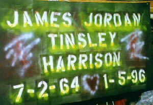 james2.JPG (23191 bytes)