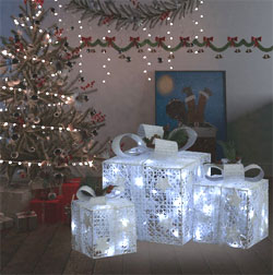 Christmas Home Decor For Indoor And Outdoor. All The Classics!